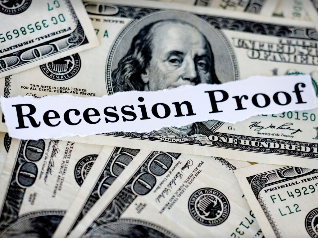 Recession-proof dollar